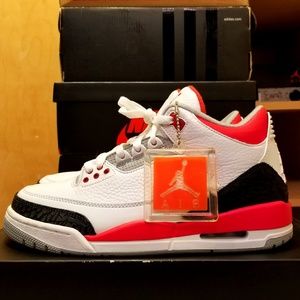 Nike Air Jordan 3 Retro "Fire Red" (2013)